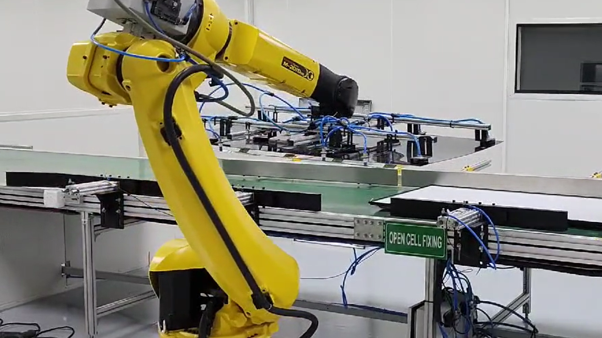 Robotic pick and place system for automated packaging and product handling